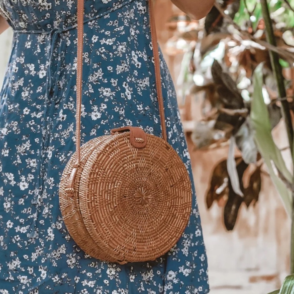 Rattan Circle Crossbody Bag